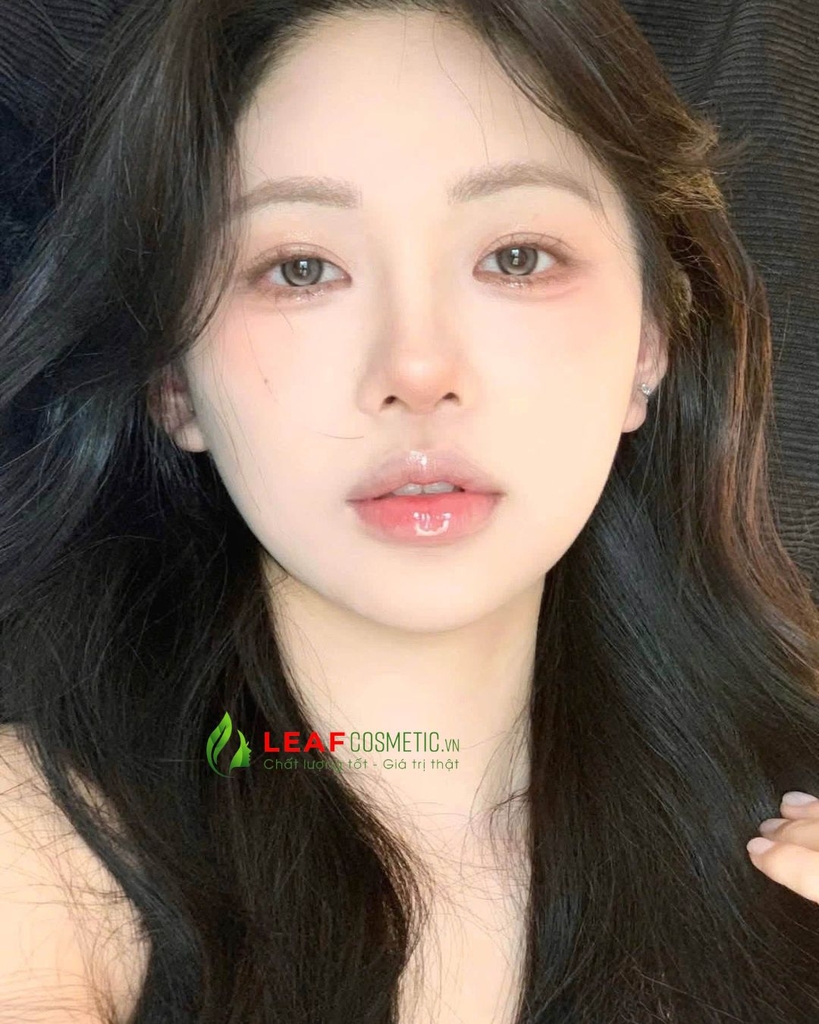 Son Dưỡng YSL Loveshine Plumping Lip Oil Gloss 02 Lucky Moonstone – Hồng Nhạt
