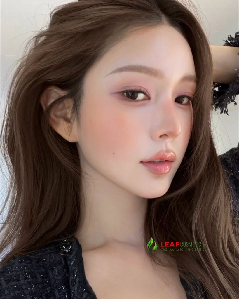 Son Kem Hai Đầu Chanel Le Rouge Duo Ultra Tenue 188 Caramel Beige – Màu Cam Sữa