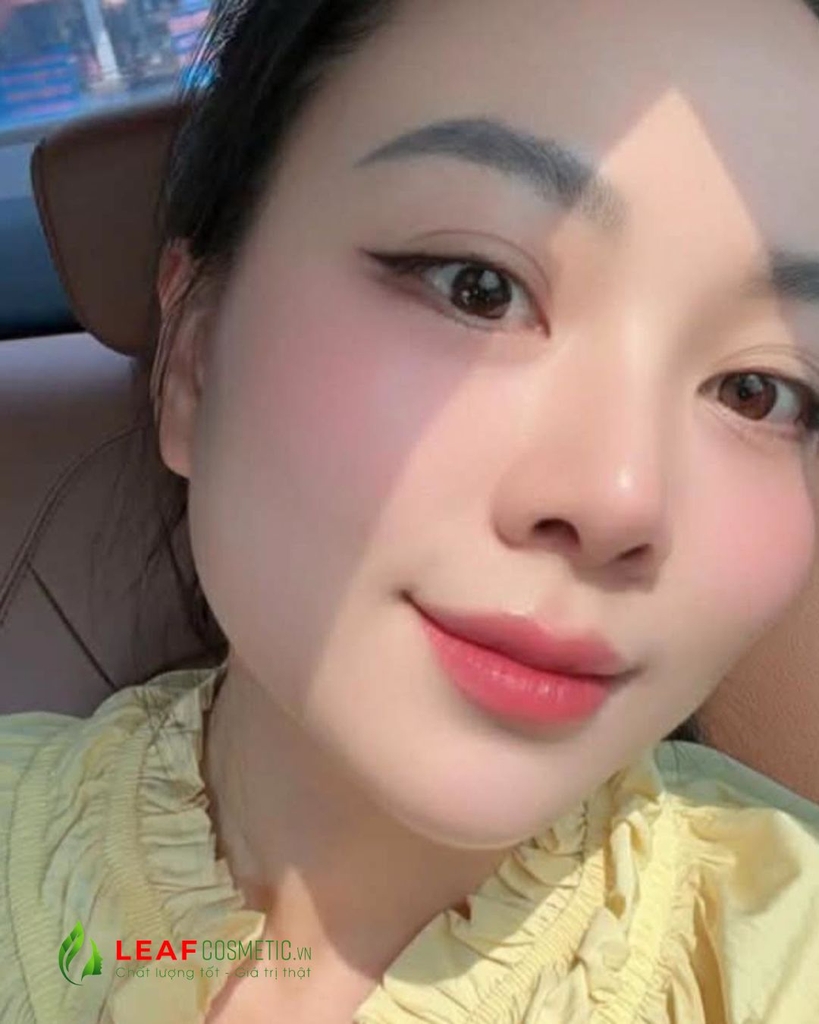 Son Thỏi Estee Lauder Pure Color Revitalizing Crystal Balm 156 Crystal Baby - Màu Hồng Đào (NoBox)