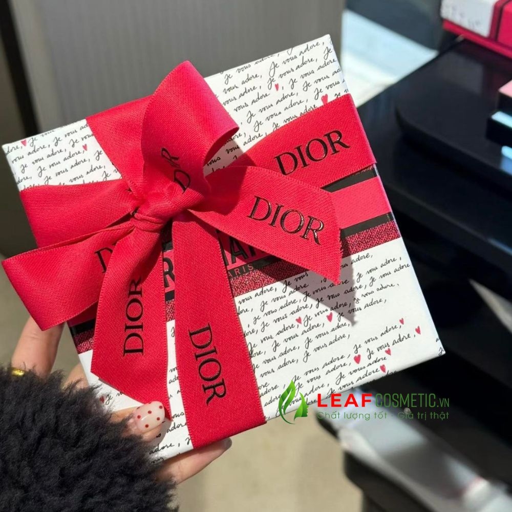 Set Quà Tặng 8/3 - Set Nước Hoa - Son Dưỡng