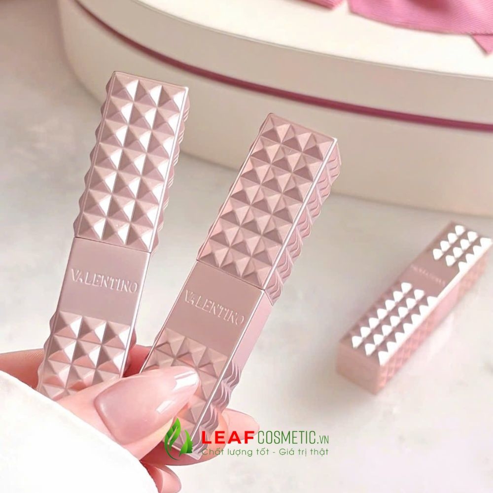 Set Valentino Limited 2025 – Son Dưỡng Rosso Valentino Lip Balm 120R - Hồng Đất + Hộp Trái Tim