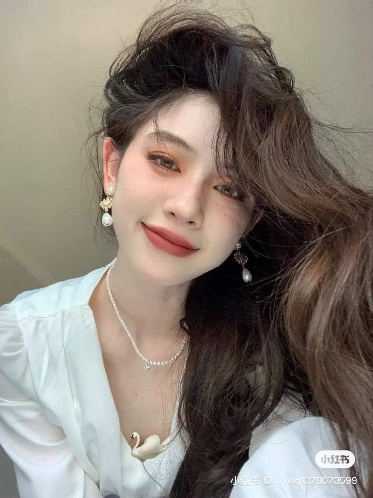 Son Kem Lì Gucci Rouge Liquid Matte Màu 203 Mildred Rosewood (New)