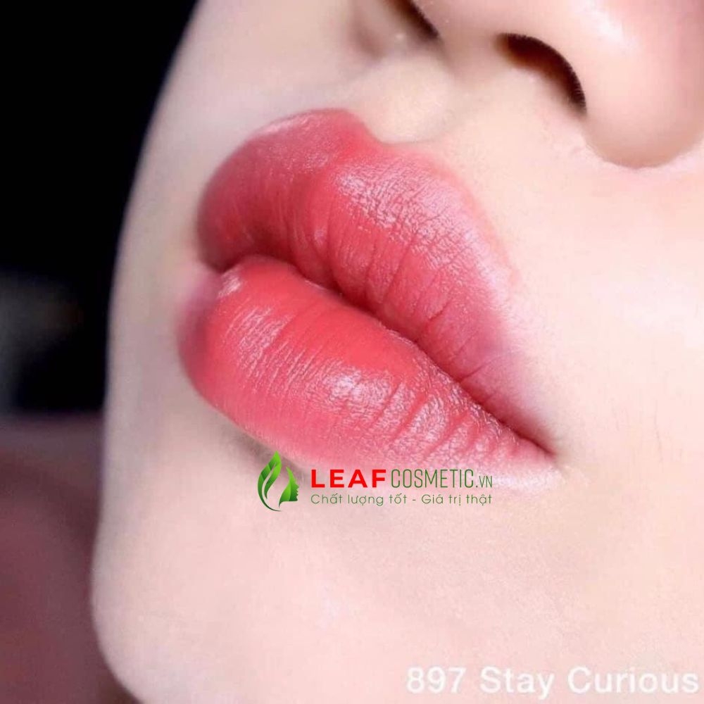 Son Thỏi MAC 897 Stay Curious - Đỏ Hồng