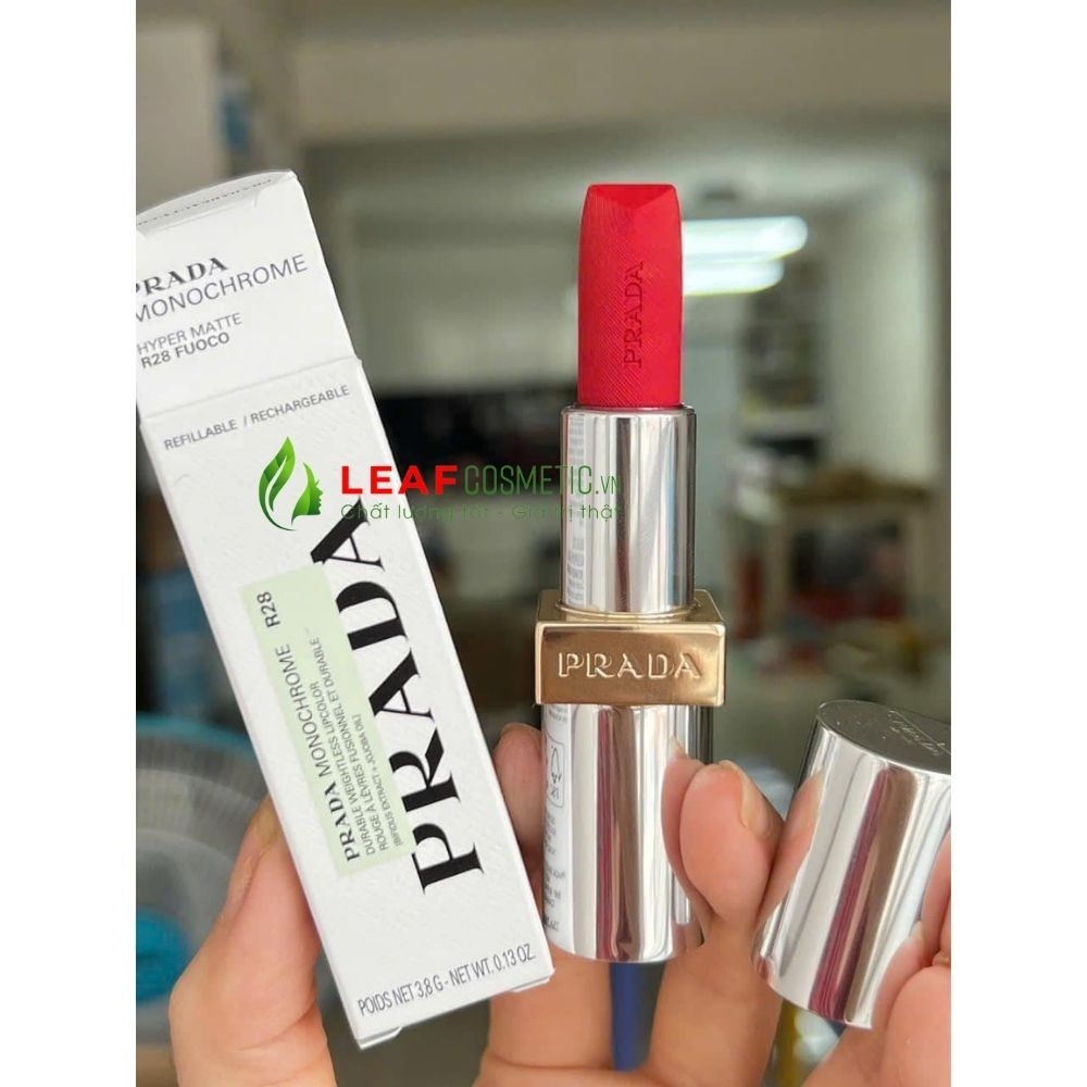 Son Thỏi Prada Monochrome Hyper Matte Lipstick R28 Fuoco - Đỏ Thuần