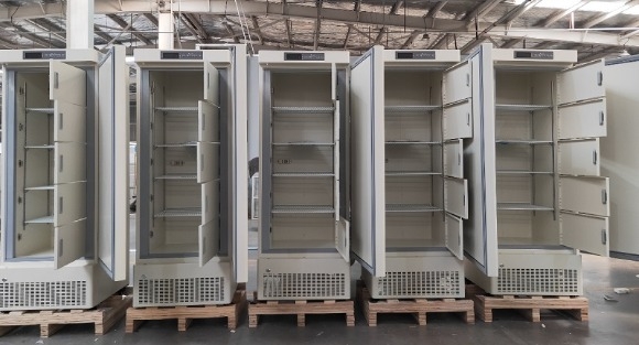 Tủ lạnh âm sâu -40oC loại đứng, 328 Lít, Model: MDF-40V328E Hãng: TaisiteLab Sciences Inc / Mỹ