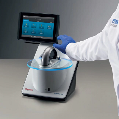 Máy Quang Phổ Định Lượng Axít Nucleic/Protein, Nanodrop One