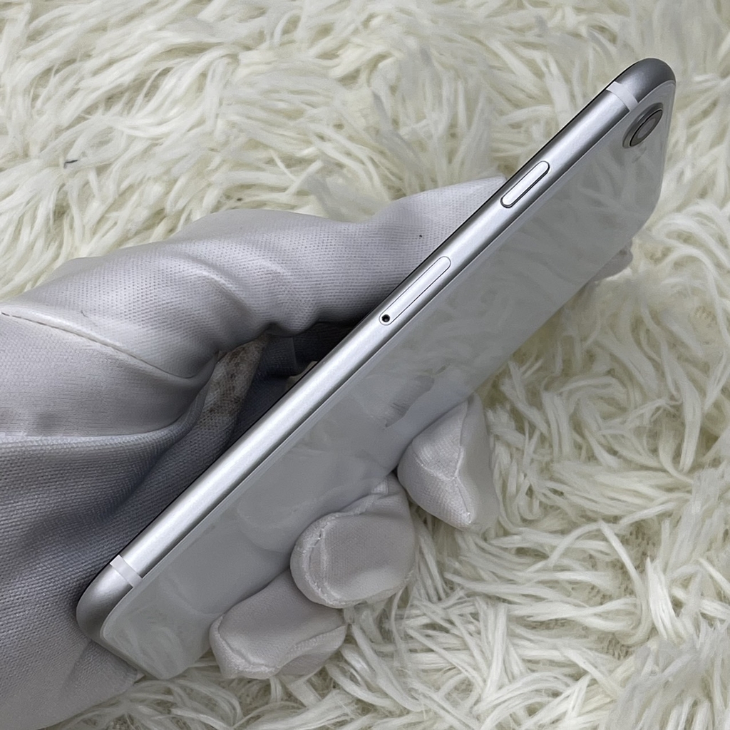 iPhone SE 2020 128GB | Zin Ốc Áp nguyên bản chưa bung | Pin zin 82, tặng pin mới dung lượng cao orizin | Mã số 169T | Chính Hãng Quốc Tế (Used)