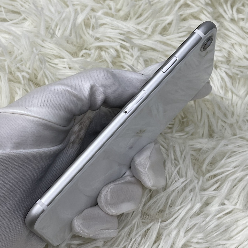iPhone SE 2020 128GB | Zin Ốc Áp nguyên bản chưa bung | pin zin 85 | Mã số 687T | Chính Hãng Quốc Tế (Used)