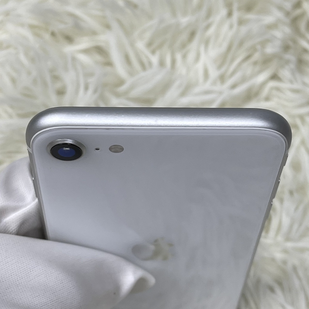 iPhone SE 2020 128GB | Zin Ốc Áp nguyên bản chưa bung | Tặng pin mới dung lượng cao orizin | Mã số 646T | Chính Hãng Quốc Tế (Used)