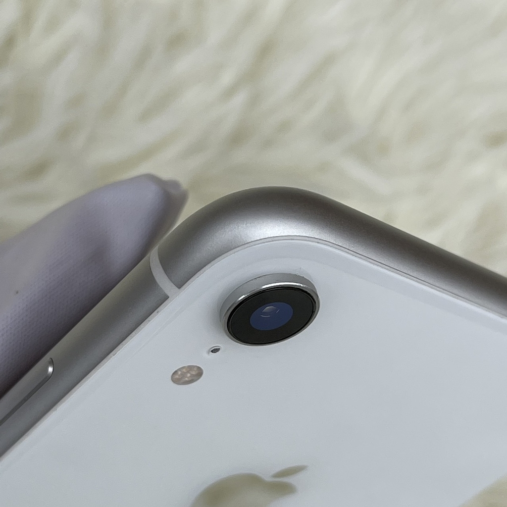 iPhone Xr 64GB , pin zin 88 , Zin ốc áp, mã số 438G, Chính Hãng Quốc Tế ( Used )