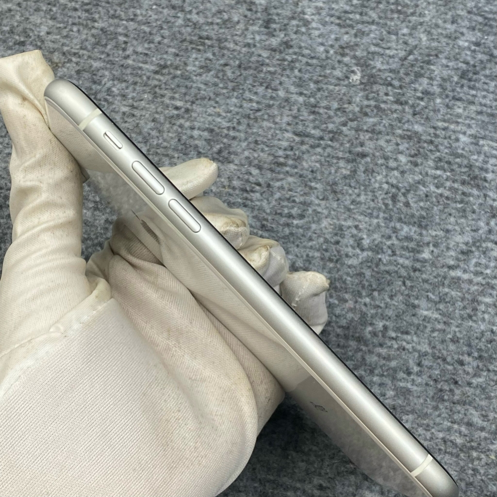 iPhone Xr Quốc tế 64G | Đã rửa camera sau | Đẹp 98 | Mã số 468M | Chính Hãng (Used) | Bán giúp khách lên đời