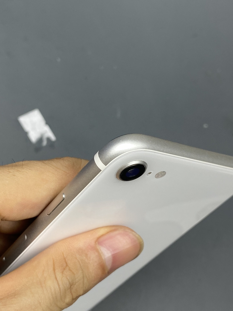 iPhone Se 2020 Quốc tế 128G | Đã thay phản quang | Đẹp 99 | Mã số 368Q | Chính Hãng (Used) | Bán giúp khách lên đời