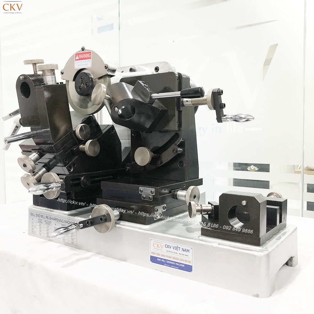 Máy mài dao phay cầu R1-R6 CKV-B13R