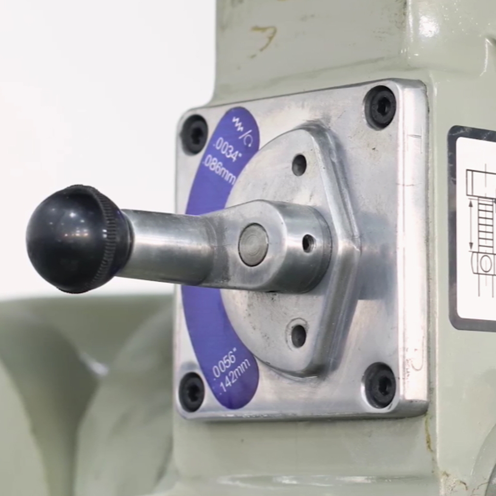 Máy phay cơ đứng - Máy phay vạn năng CKV-E4