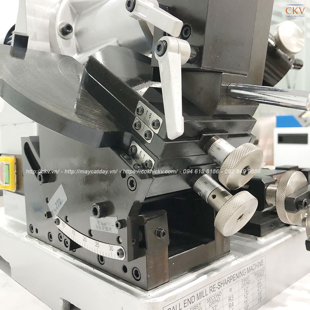 Máy mài dao phay cầu R1-R6 CKV-B13R