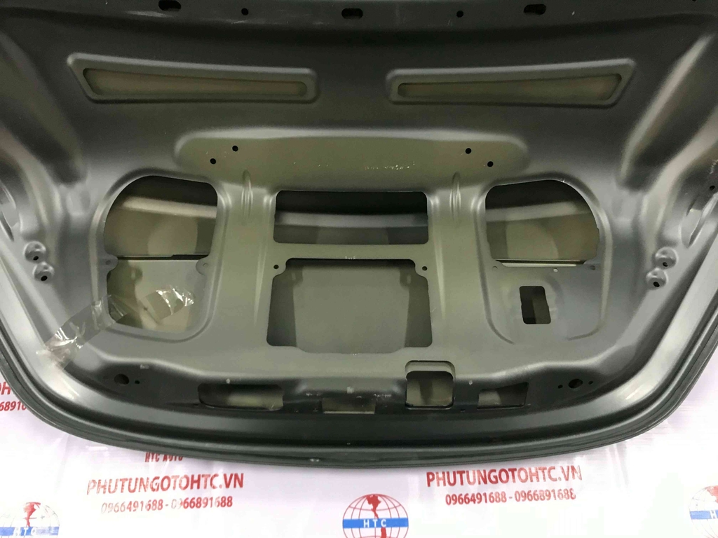 Cốp sau Mercedes - Benz C-Class W205 A2057500075