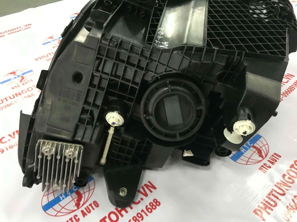 Đèn pha Mercedes - Benz C-Class W205 A2059067206 - A2059067106