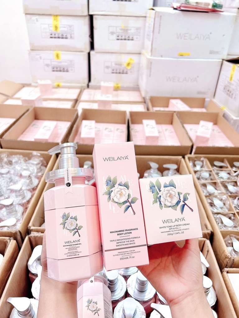 Combo Dưỡng Trắng Da Hoa Trà Camellia Collection (Sữa Tắm + Kem body + Serum body)