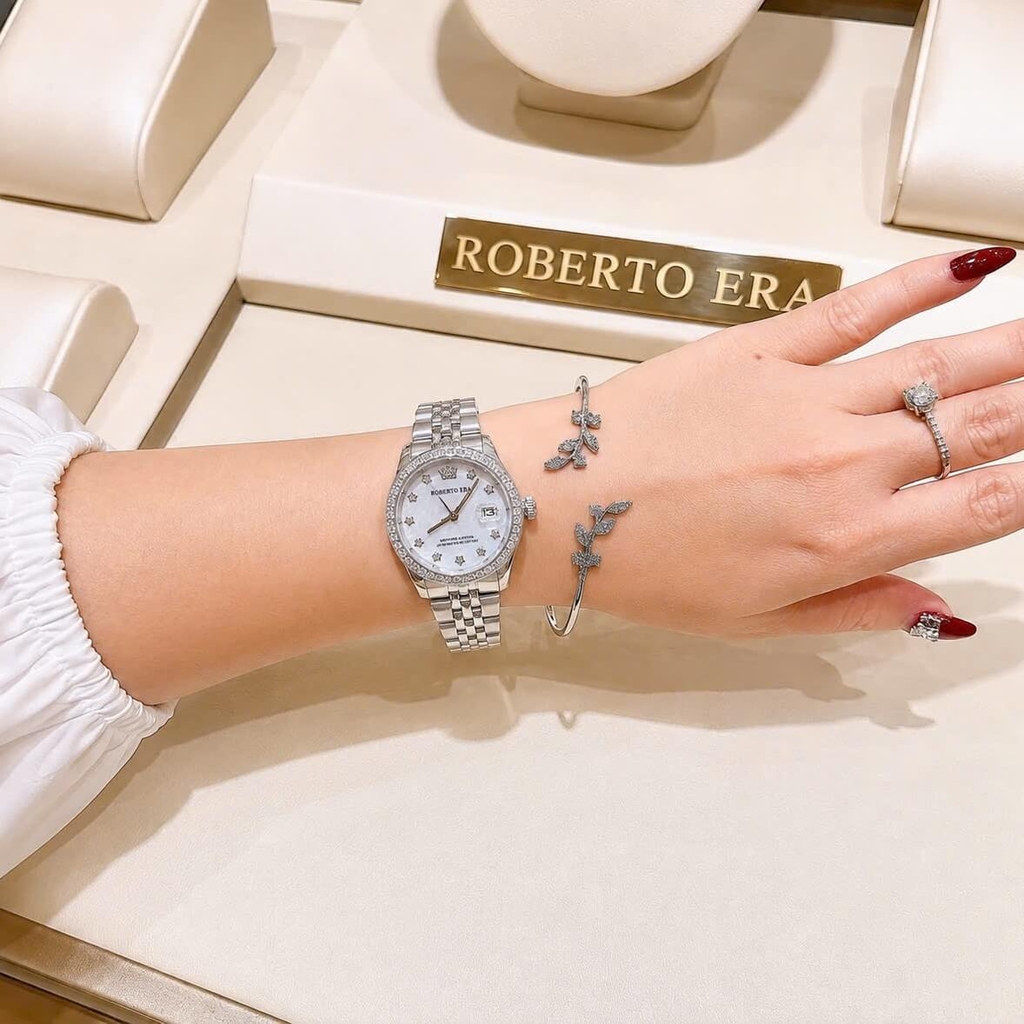 Đồng Hồ Nữ Roberto Era Dây Thép Silver Mặt Xà Cừ Trắng Viền Đá Size 28mm Roberto Era RE120