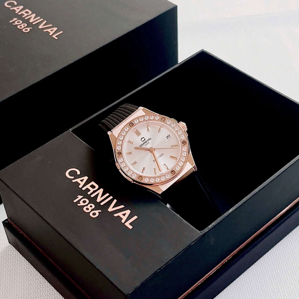 Đồng Hồ Nữ Carnival 8168L2 Dây Cao Su Đen Mặt Trắng Đính Đá Rose Size 34mm Quartz 8168L2 VH-DCS-T