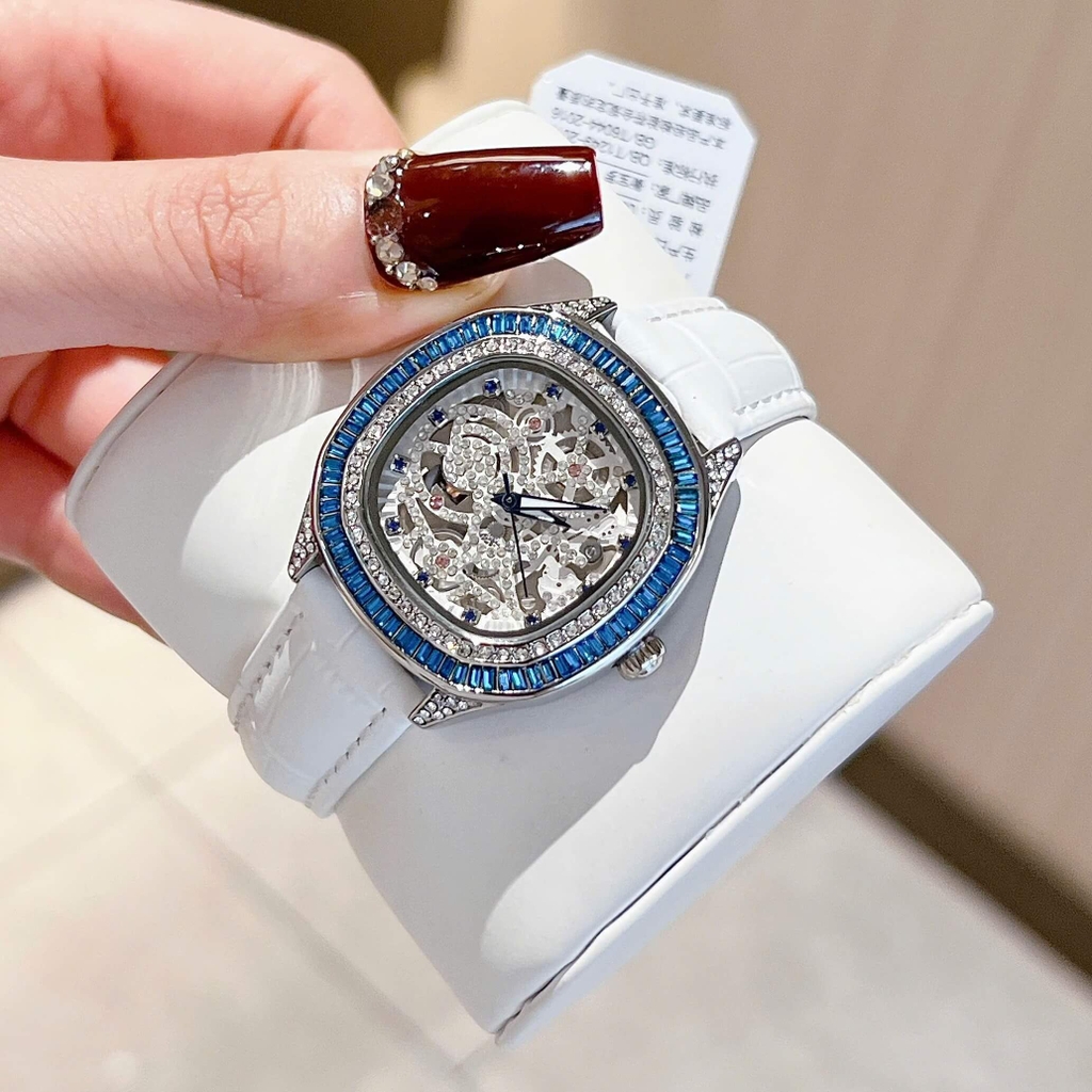 Đồng Hồ Hanboro Nữ Dây Da Trắng Mặt Viền Đá Ruby Xanh Bo Tròn Size 34mm Quartz Japan