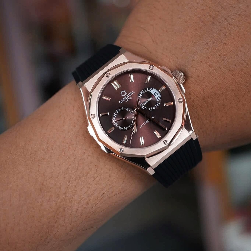 Đồng Hồ Nam Carnival 8188G Máy Cơ Tự Động Dây Cao Su Đen Mặt Nâu Size 42mm Vỏ Rose 8188G-VH-DCS-N
