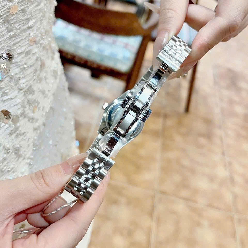 Đồng Hồ Nữ Carnival 8131L-VT-HK Dây Thép Bạc Mặt Xà Cừ Hồng Size 30mm Quartz Japan