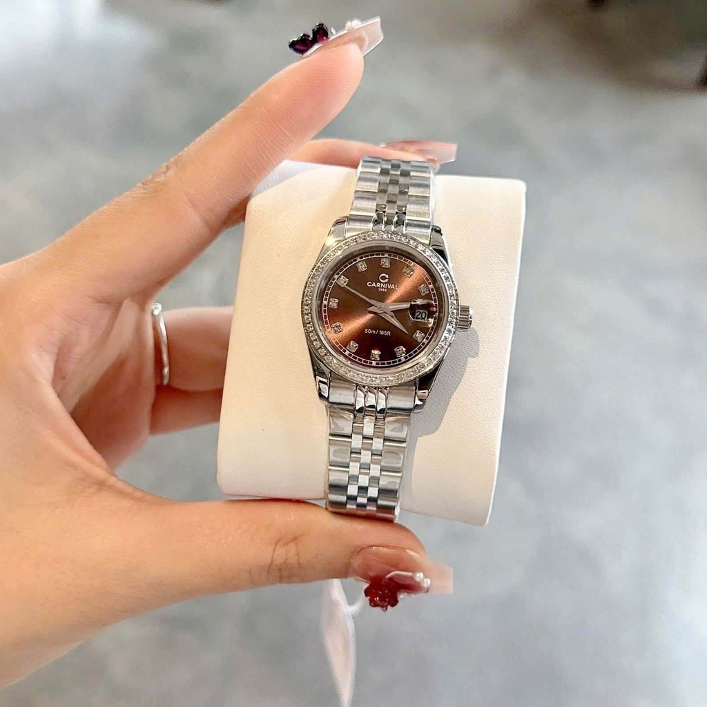 Đồng Hồ Nữ Carnival 8131L2-VT-N Dây Thép Bạc Mặt Nâu Viền Đính Đá Size 31mm Quartz Japan