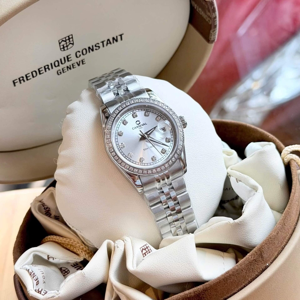 Đồng Hồ Nữ Carnival 8131L2-VT-T Dây Thép Bạc Mặt Trắng Viền Đính Đá Size 31mm Quartz Japan