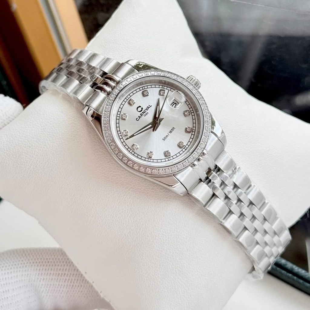 Đồng Hồ Nữ Carnival 8131L2-VT-T Dây Thép Bạc Mặt Trắng Viền Đính Đá Size 31mm Quartz Japan