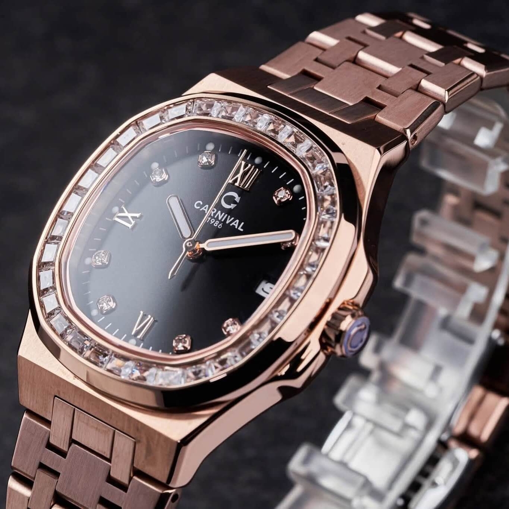 Đồng Hồ Nữ Carnival 8160L2-VH-D Vàng Hồng Mặt Đen Viền Đá Size 34mm Sapphire