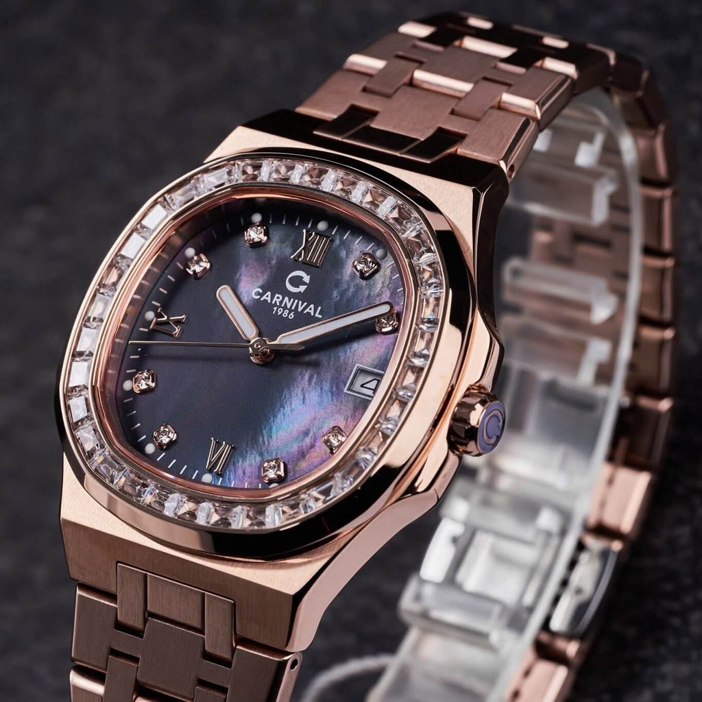 Đồng Hồ Nữ Carnival 8160L2-VH-DK Vàng Hồng Mặt Xà Cừ Xám Viền Đá Size 34mm Sapphire