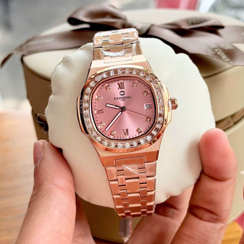 Đồng Hồ Nữ Carnival 8160L2-VH-H Vàng Hồng Mặt Hồng Viền Đá Size 34mm Sapphire