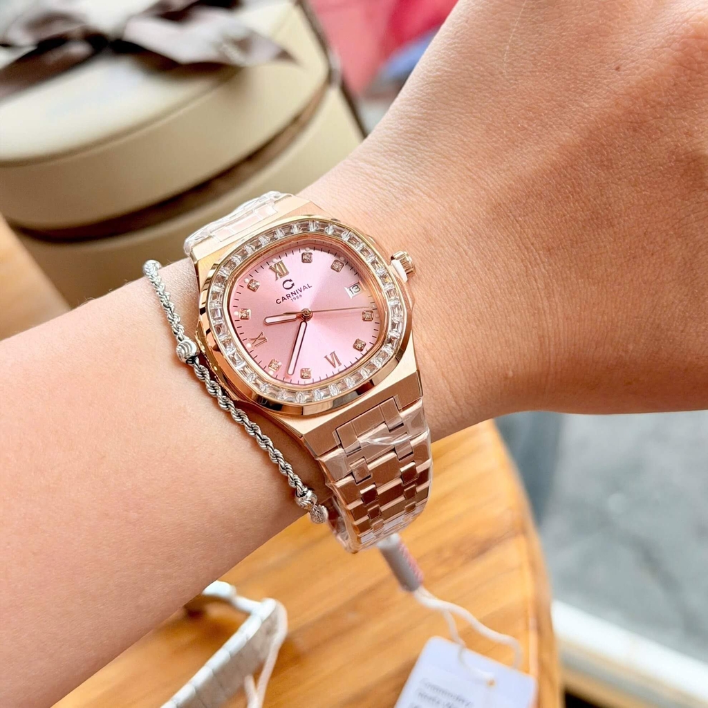 Đồng Hồ Nữ Carnival 8160L2-VH-H Vàng Hồng Mặt Hồng Viền Đá Size 34mm Sapphire