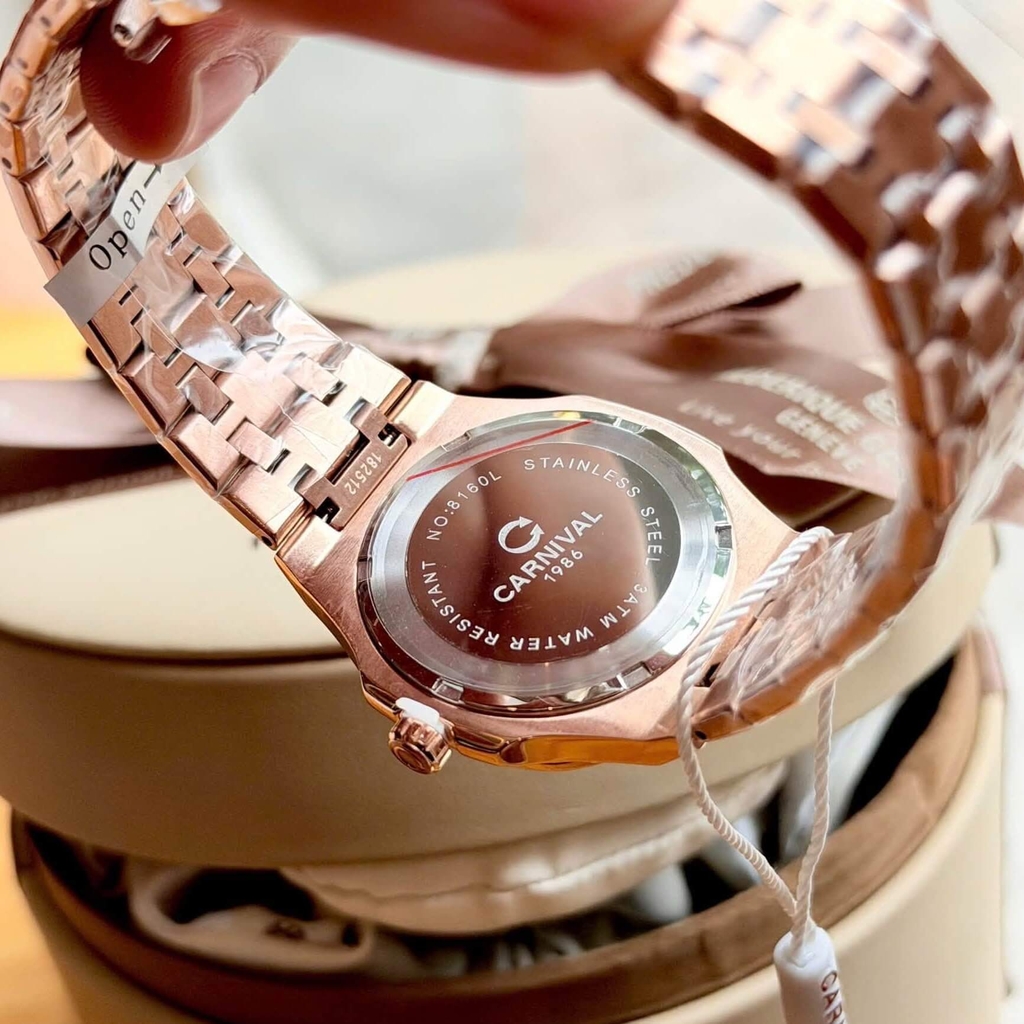 Đồng Hồ Nữ Carnival 8160L2-VH-TK Vàng Hồng Mặt Xà Cừ Trắng Viền Đá Size 34mm Sapphire