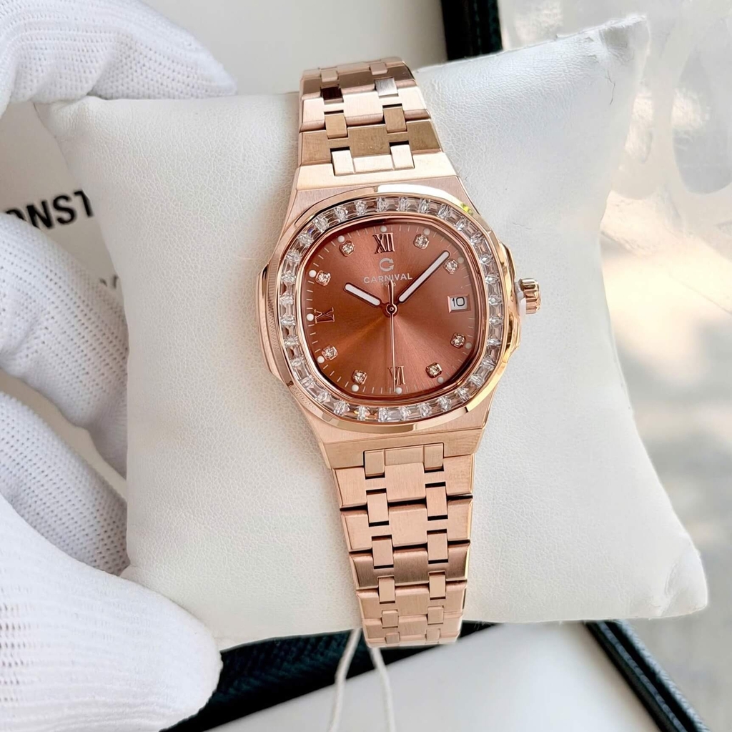 Đồng Hồ Nữ Carnival 8160L2-VH-N Vàng Hồng Mặt Nâu Viền Đá Size 34mm Sapphire