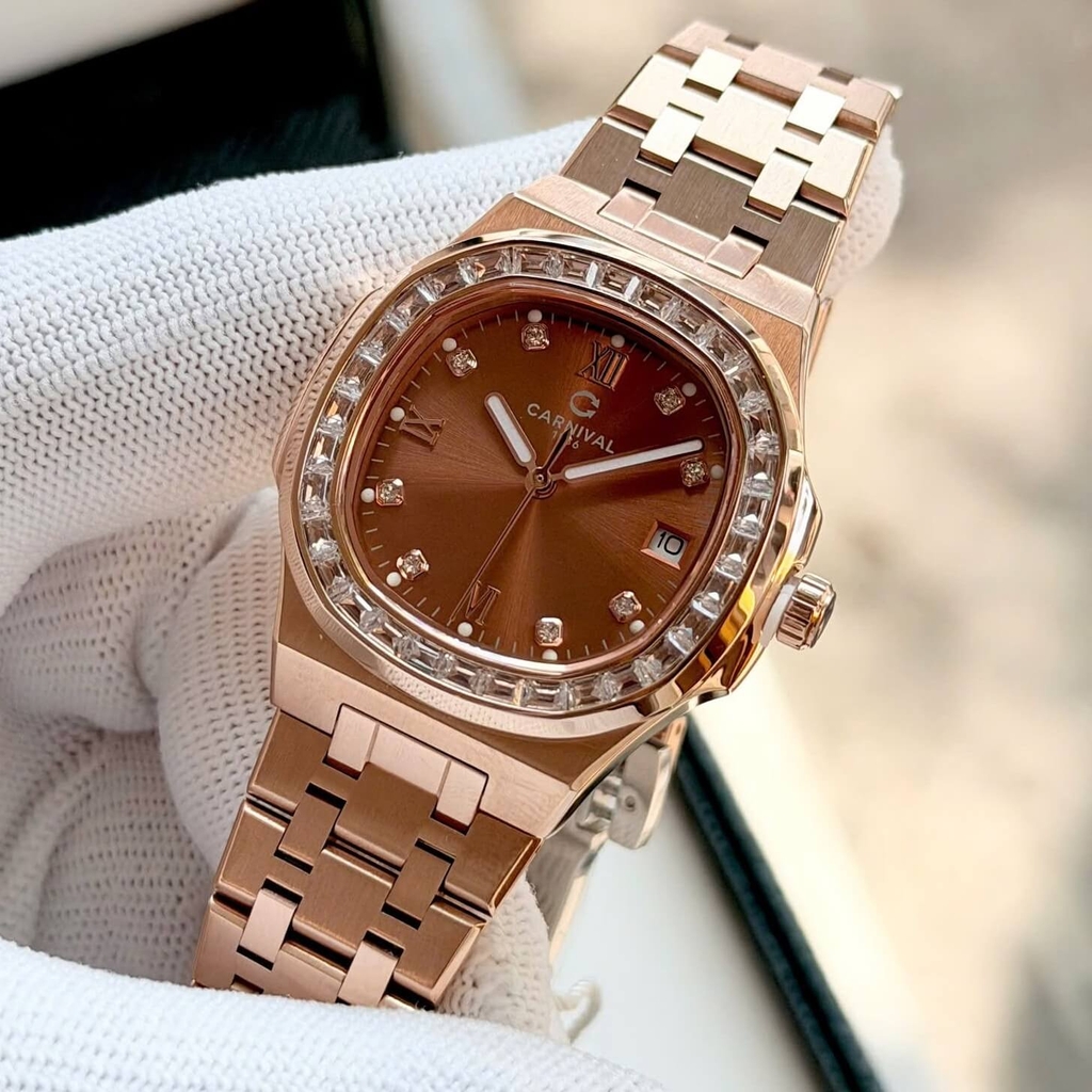 Đồng Hồ Nữ Carnival 8160L2-VH-N Vàng Hồng Mặt Nâu Viền Đá Size 34mm Sapphire