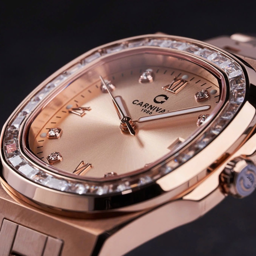 Đồng Hồ Nữ Carnival 8160L2-VH-NN Vàng Hồng Mặt Vàng Hồng Viền Đá Size 34mm Sapphire