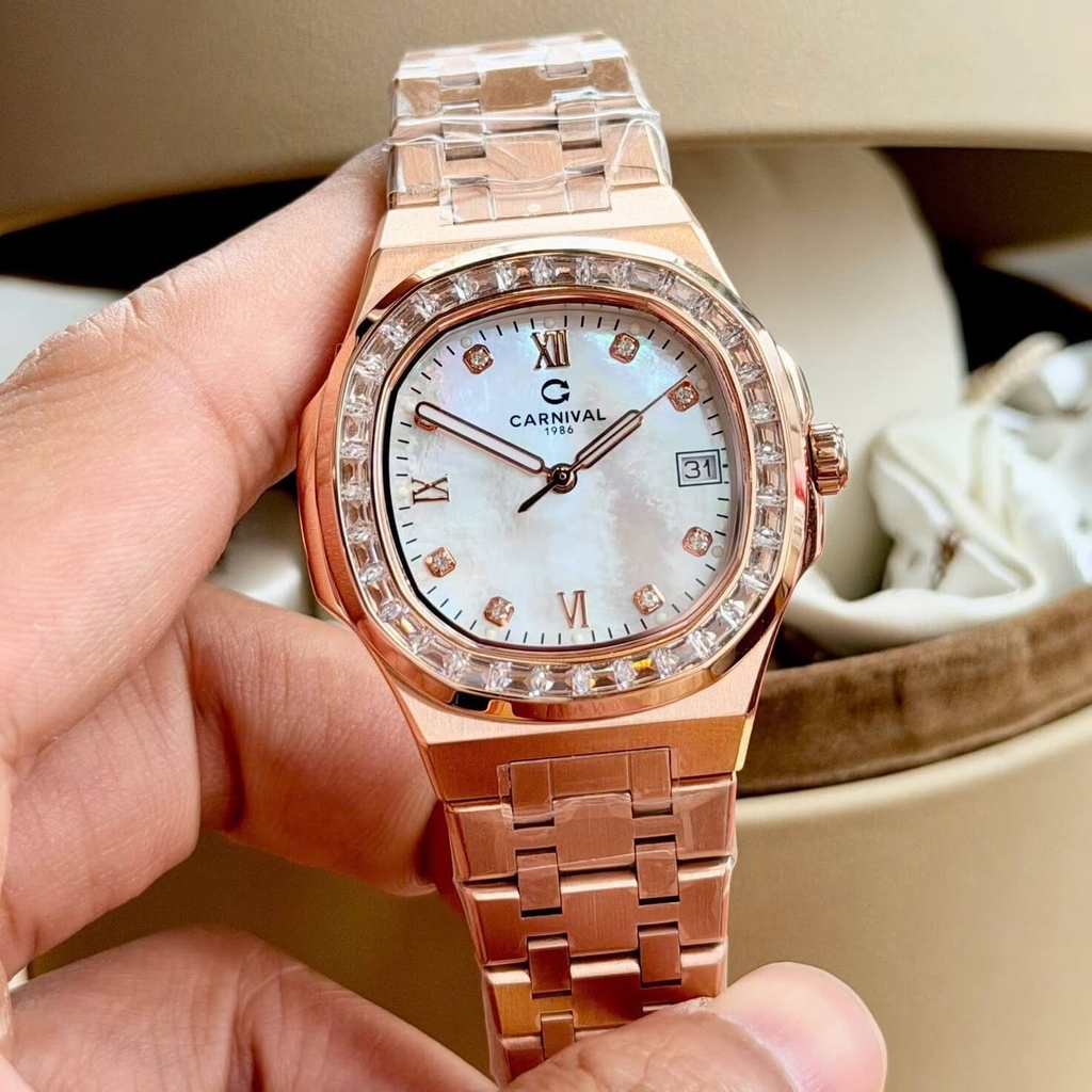Đồng Hồ Nữ Carnival 8160L2-VH-TK Vàng Hồng Mặt Xà Cừ Trắng Viền Đá Size 34mm Sapphire