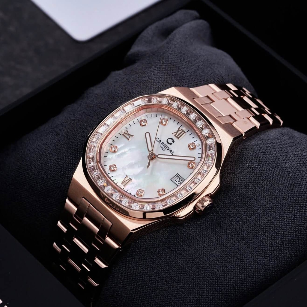 Đồng Hồ Nữ Carnival 8160L2-VH-TK Vàng Hồng Mặt Xà Cừ Trắng Viền Đá Size 34mm Sapphire