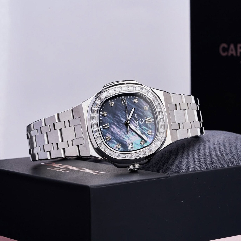 Đồng Hồ Nữ Carnival 8160L2-VT-DK Dây Thép Silver Mặt Xà Cừ Xám Viền Đá Size 34mm Sapphire