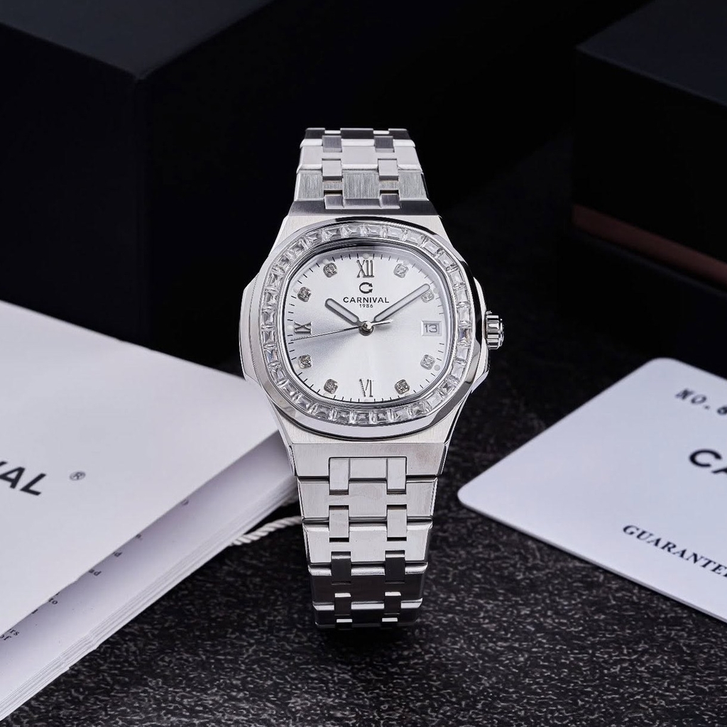 Đồng Hồ Nữ Carnival 8160L2-VT-T Dây Thép Silver Mặt Trắng Viền Đá Size 34mm Sapphire