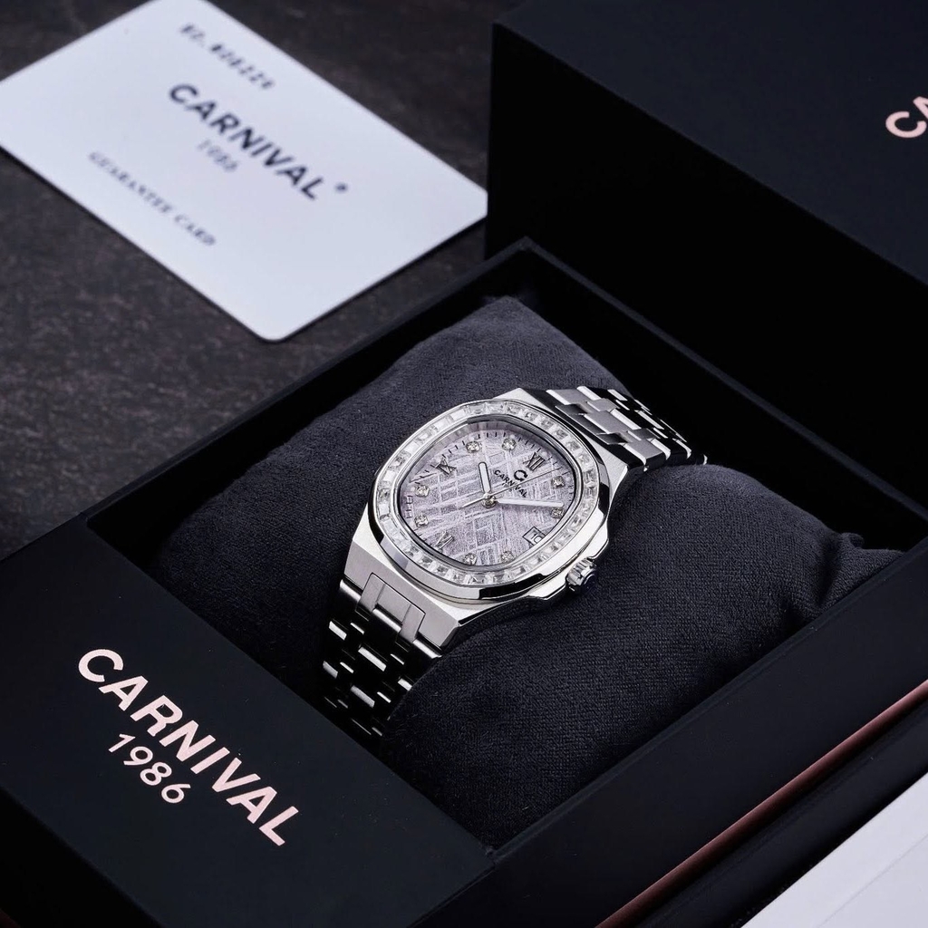 Đồng Hồ Nữ Carnival 8160L2-VT-TT Dây Thép Silver Mặt Thiên Thạch Viền Đá Size 34mm Sapphire