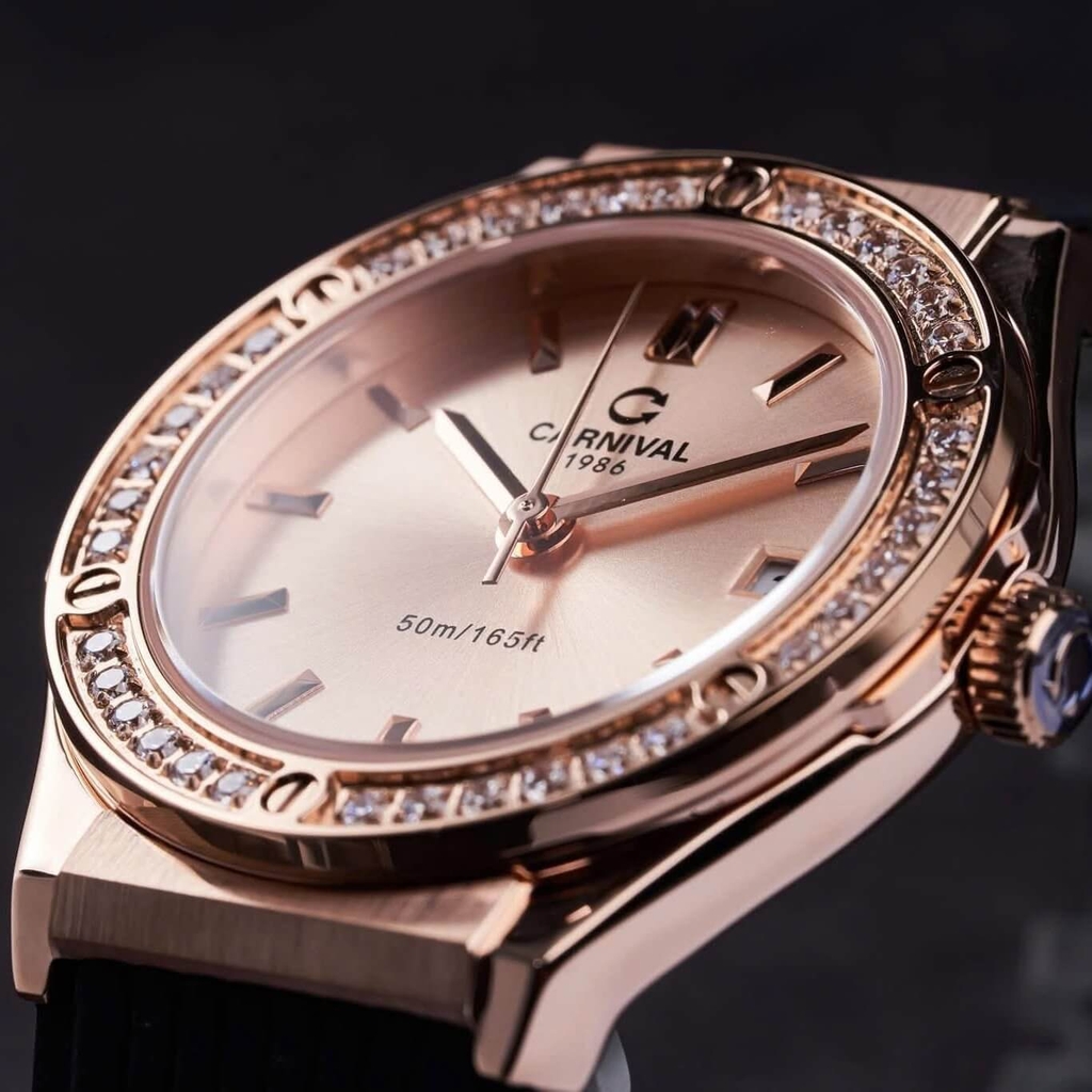 Đồng Hồ Nữ Carnival 8168L2 Dây Cao Su Đen Mặt Vàng Hồng Đính Đá Rose Size 34mm Quartz 8168L2 VH-DCS-NN