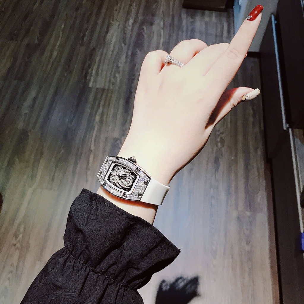 Đồng Hồ Nữ Hanboro Mặt Nhện Dây Cao Su Trắng Chính Hãng Đính Đá Silver Size 31x44mm Quartz
