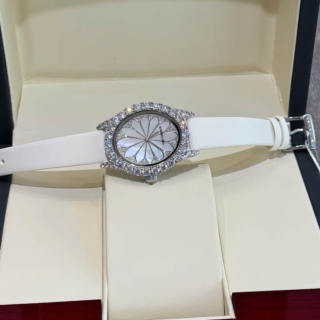 Đồng Hồ Nữ Roberto Era Dây Da Lụa Trắng Mặt Oval Họa Tiết 12 Cánh Hoa Size 33mm Viền Đá Silver RE2201