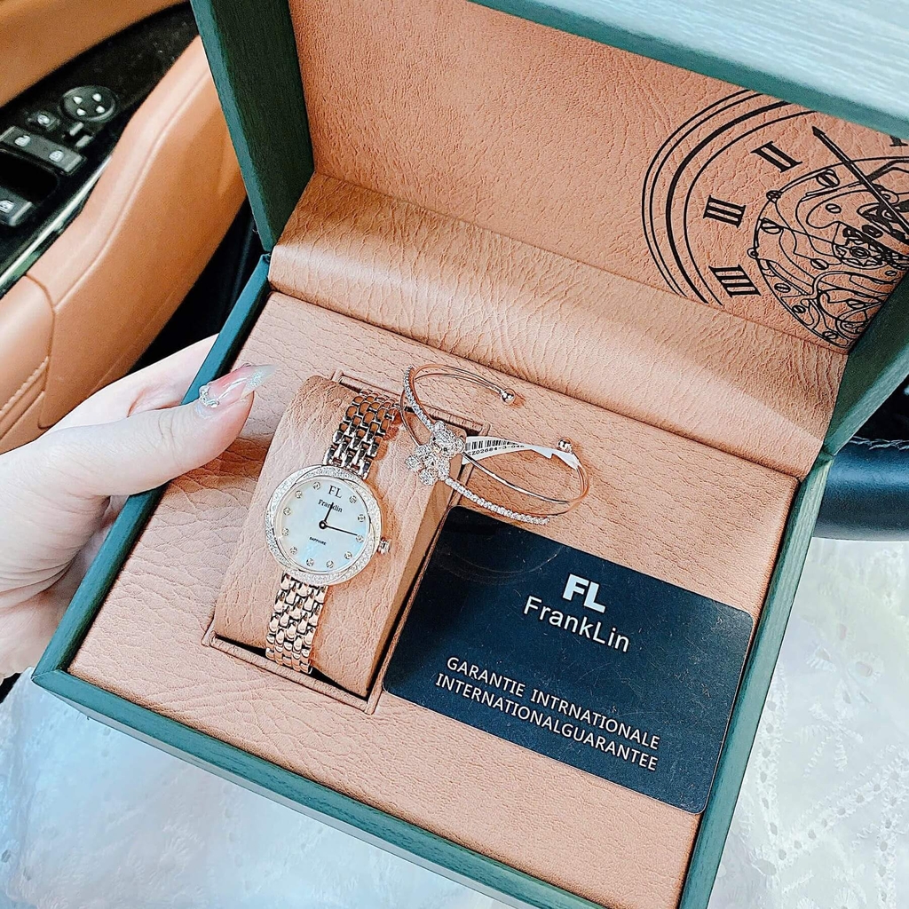 Set Đồng Hồ Nữ Franklin Chính Hãng Màu Vàng Hồng Size 29mm Kèm Lắc Tay Gấu Franklin FL41810