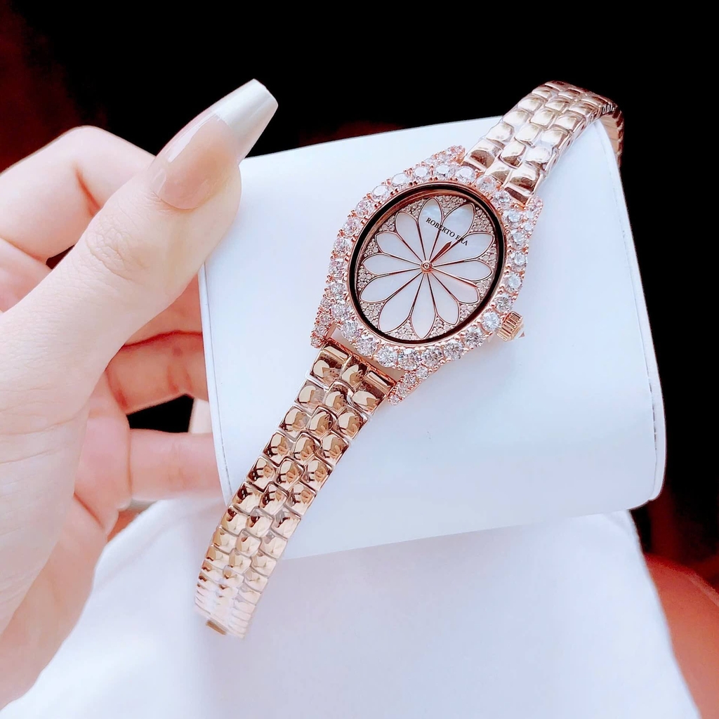 Set Đồng Hồ Nữ Roberto Era Dây Da Lụa Hồng Mặt Oval Họa Tiết 12 Cánh Hoa Size 33mm Viền Đá Rose RE2205 Tặng Kèm Bộ Dây Kim Loại và Lắc Tay