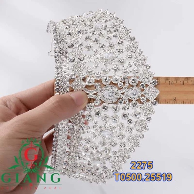 Vương miện doanh nhân - vương miện quý bà thành phố hồ chí mình