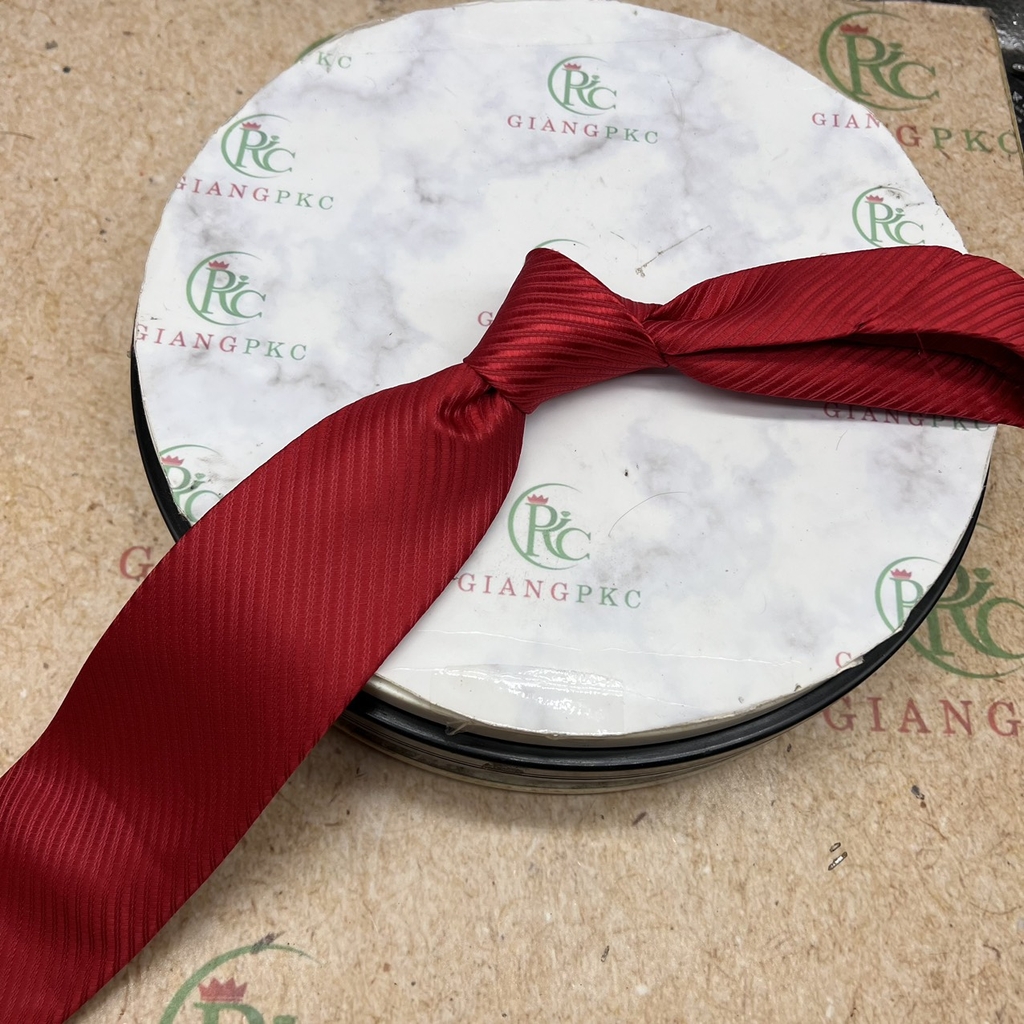 Cà vạt nam trung niên mệnh Hỏa tự thắt 8cmx150cm  giangpkc-phu-kien-thoi-trang